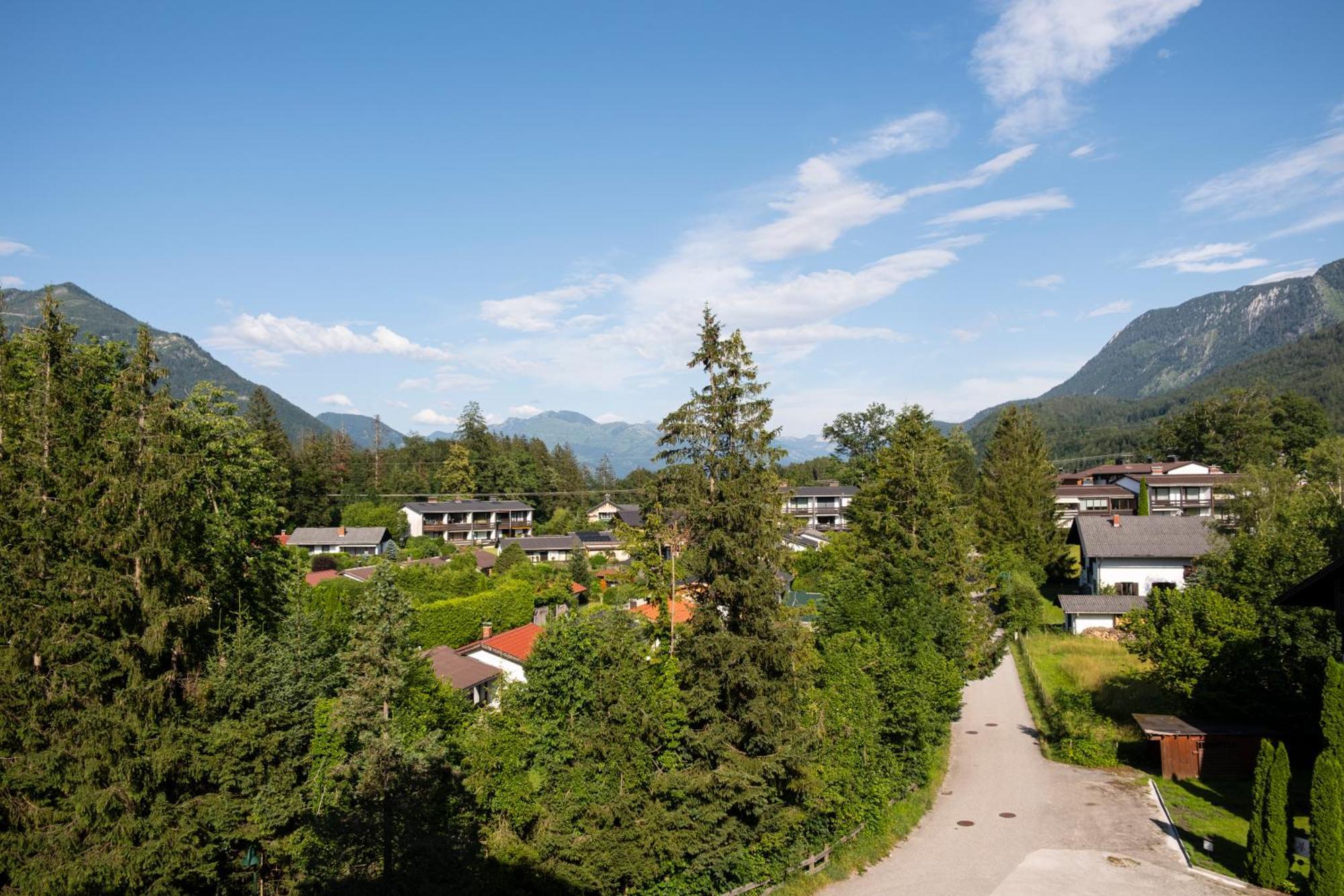 Suite Apartment Modern Getaway - Neu Renoviert - Strobl Am Wolfgangsee Eksteriør bilde
